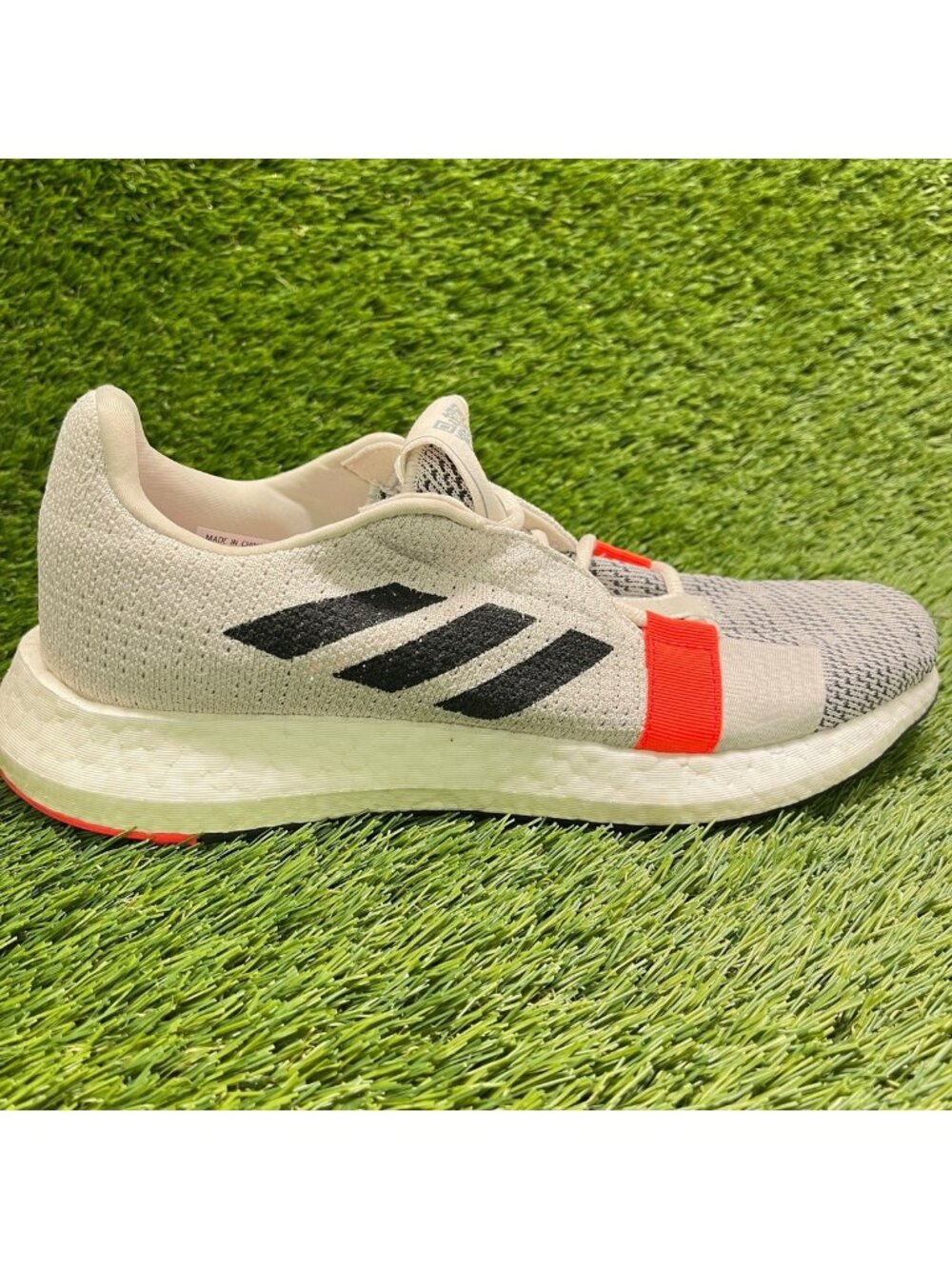 Adidas Senseboost Go Womens Size 10 Raw White Black Running Shoes Sneakers